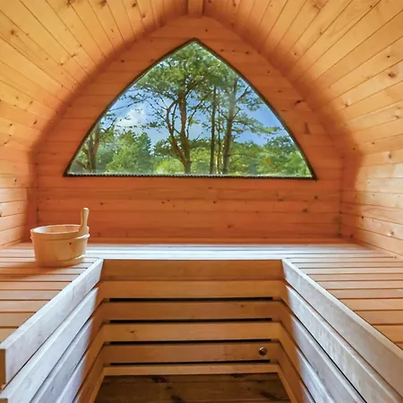 Сasa de vacaciones Gorgeous In With Sauna *